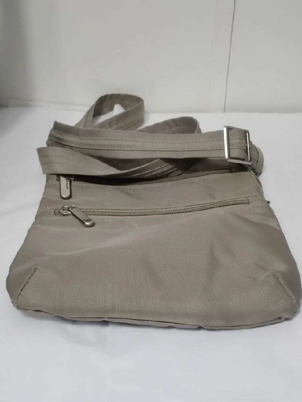 Travelon‎ Crossbody Sling Bag in Greenish Beige